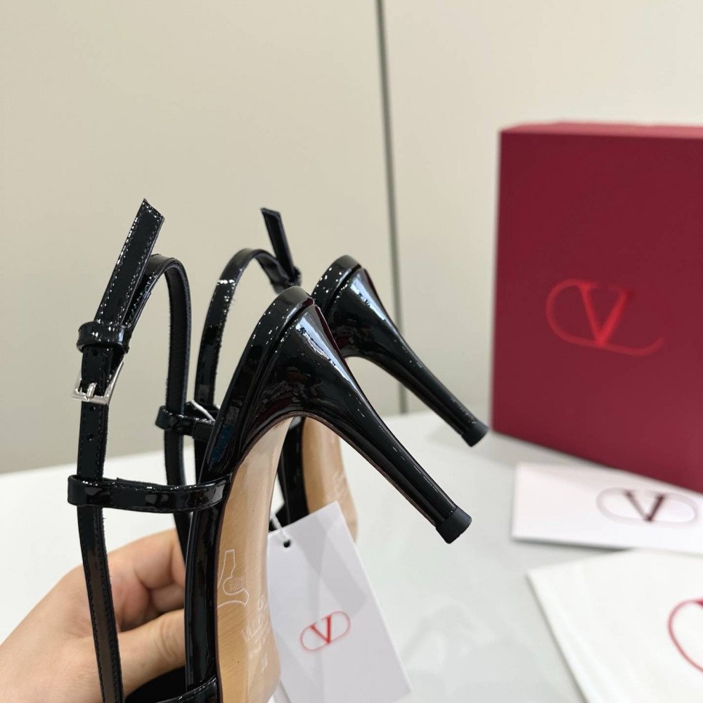 High-heeled shoes High-heeled shoes