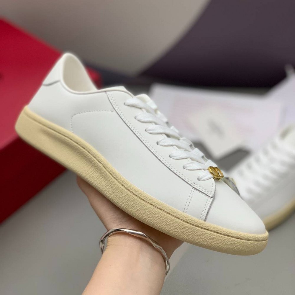 White sneakers White sneakers