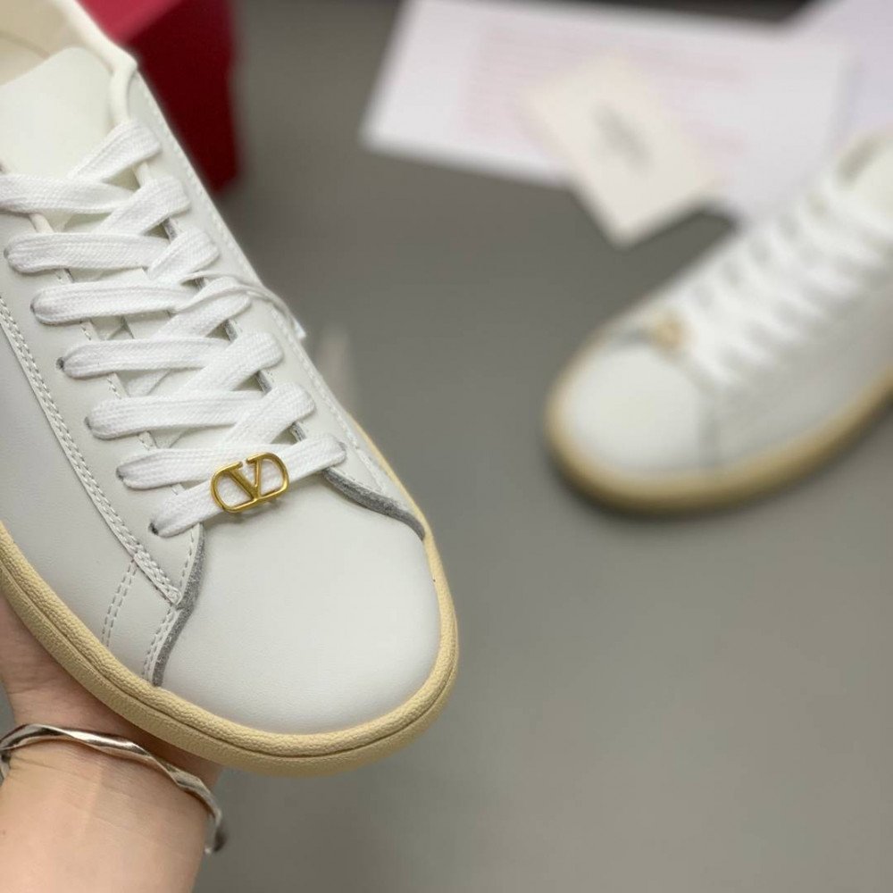 White sneakers White sneakers