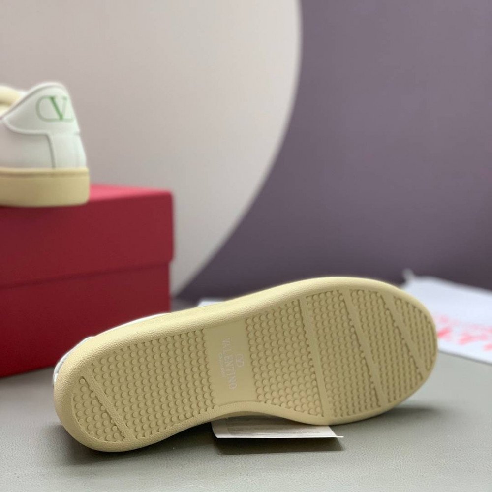 White sneakers White sneakers