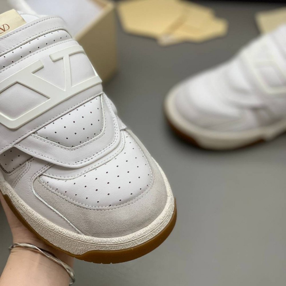 Bread shoes Bread shoes