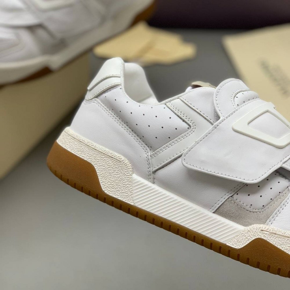 Bread shoes Bread shoes