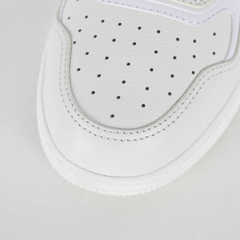 B27 Uptown  sneaker