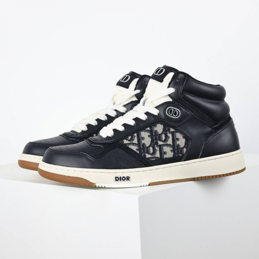 B27 Uptown  sneaker