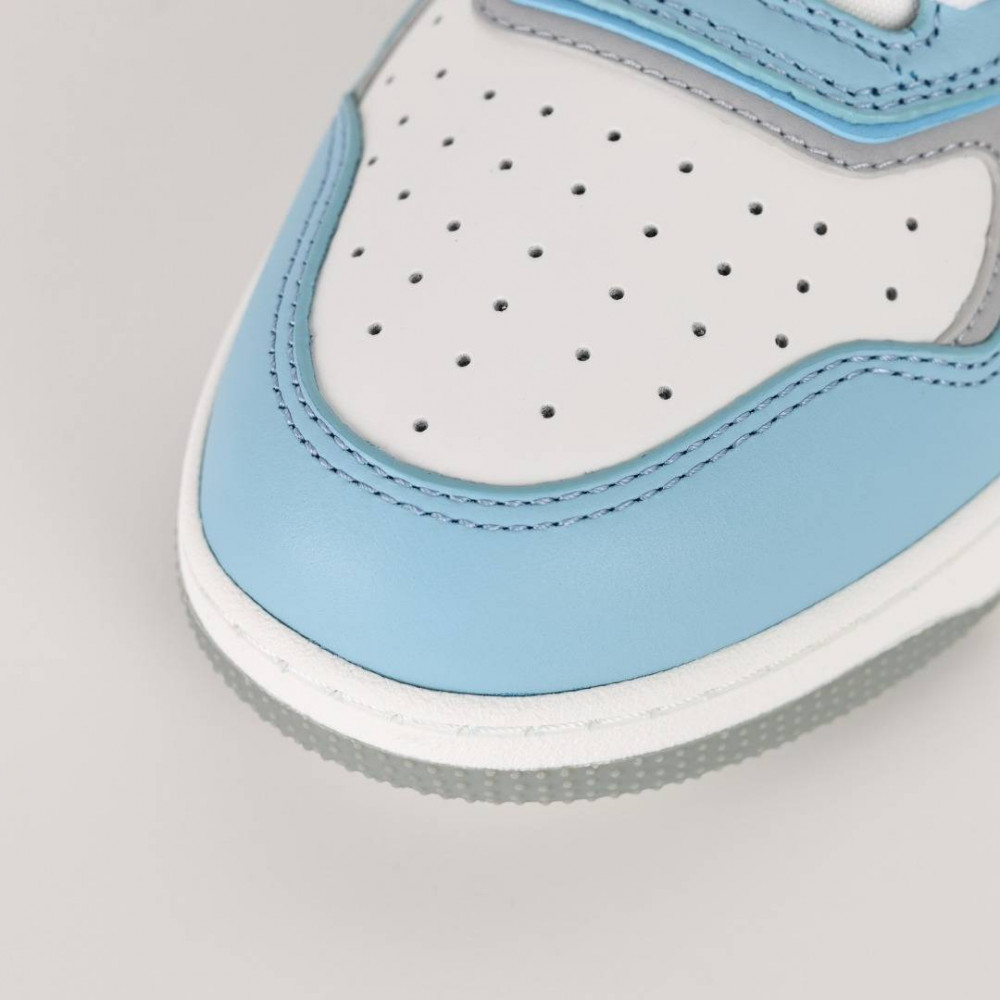 B27 Uptown  sneaker