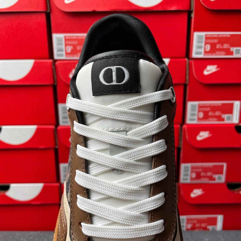 B27 Uptown sneaker B27 Uptown sneaker