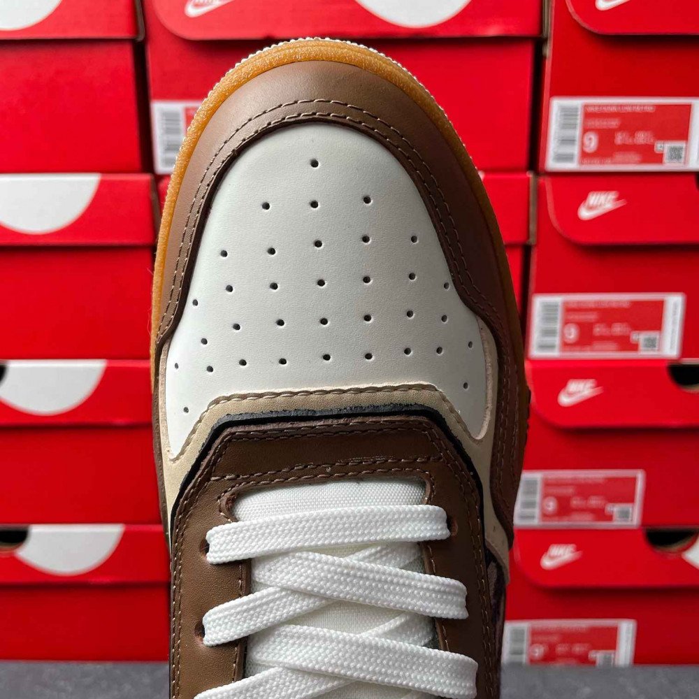 B27 Uptown sneaker B27 Uptown sneaker