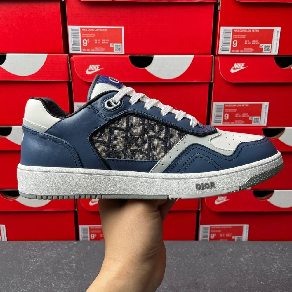 B27 Uptown  sneaker