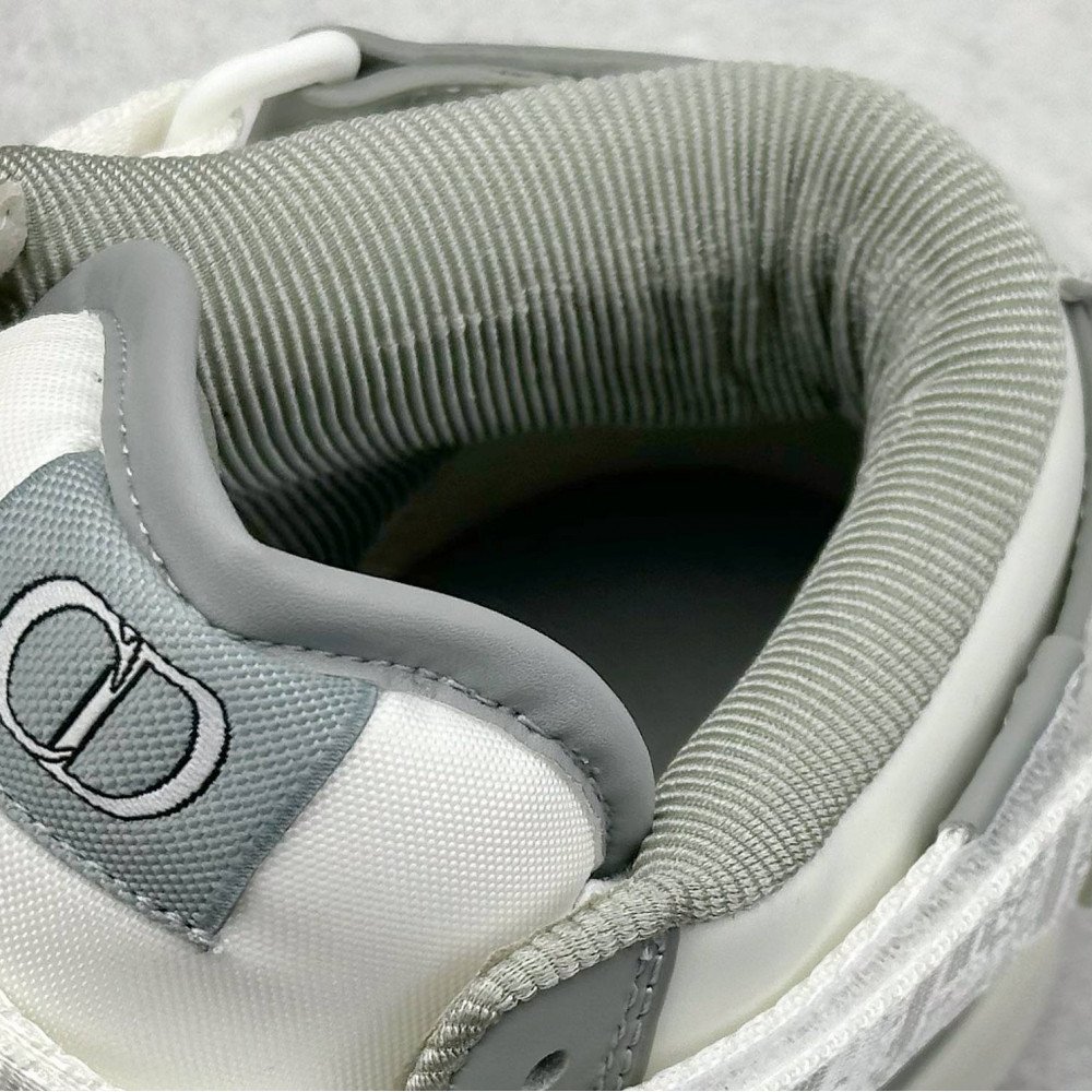 B27 Uptown sneaker B27 Uptown sneaker