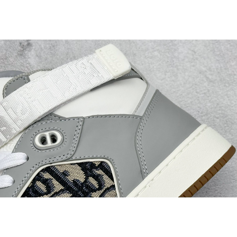 B27 Uptown  sneaker
