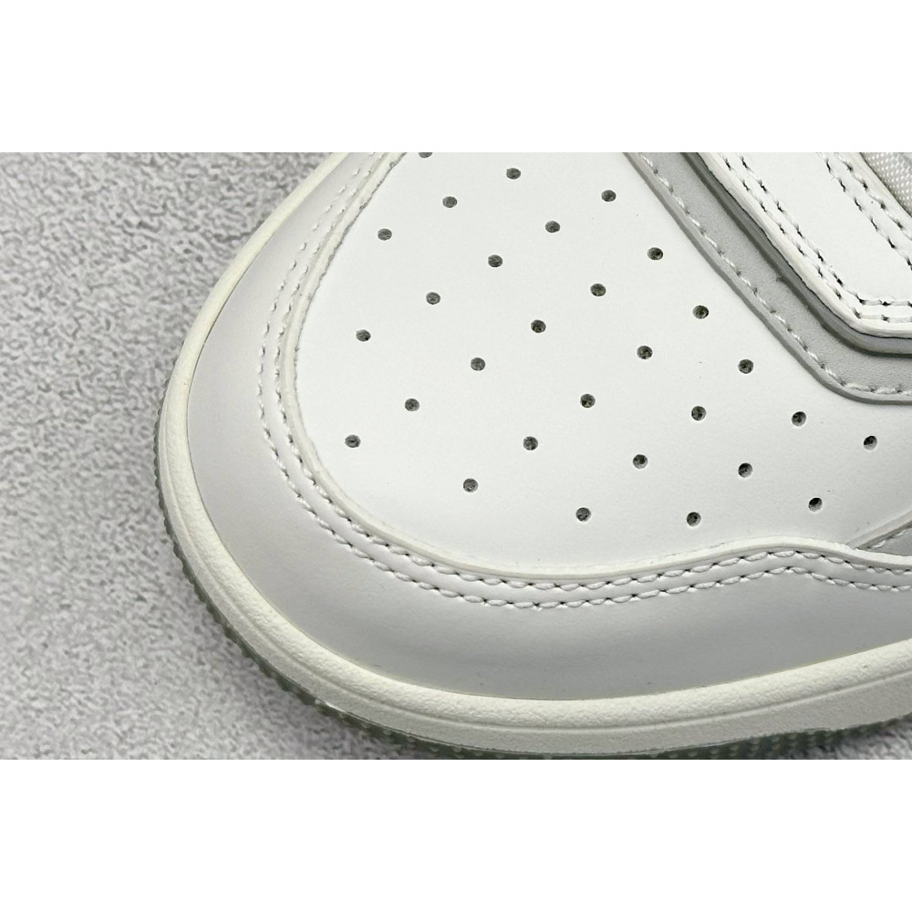 B27 Uptown sneaker B27 Uptown sneaker