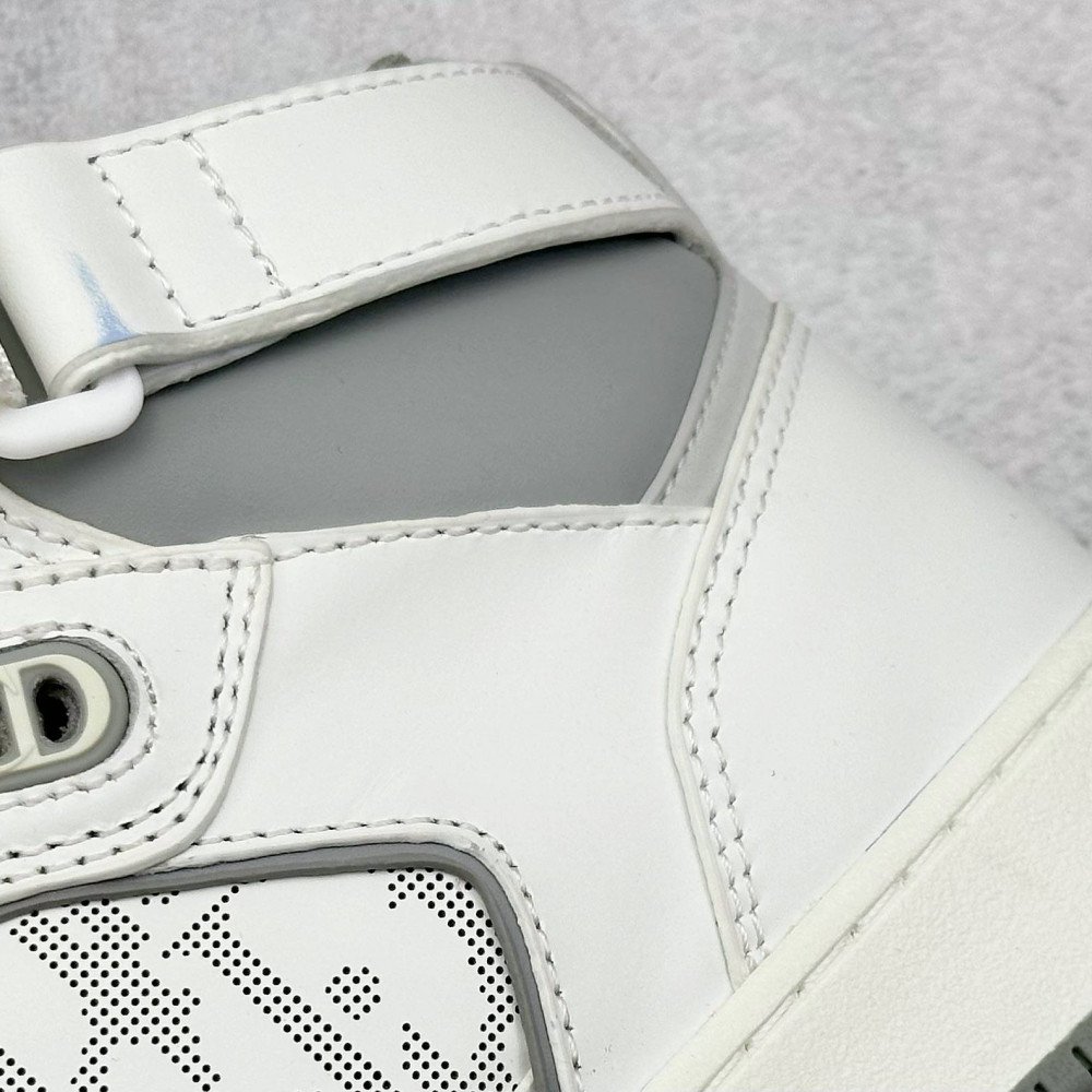 B27 Uptown sneaker B27 Uptown sneaker