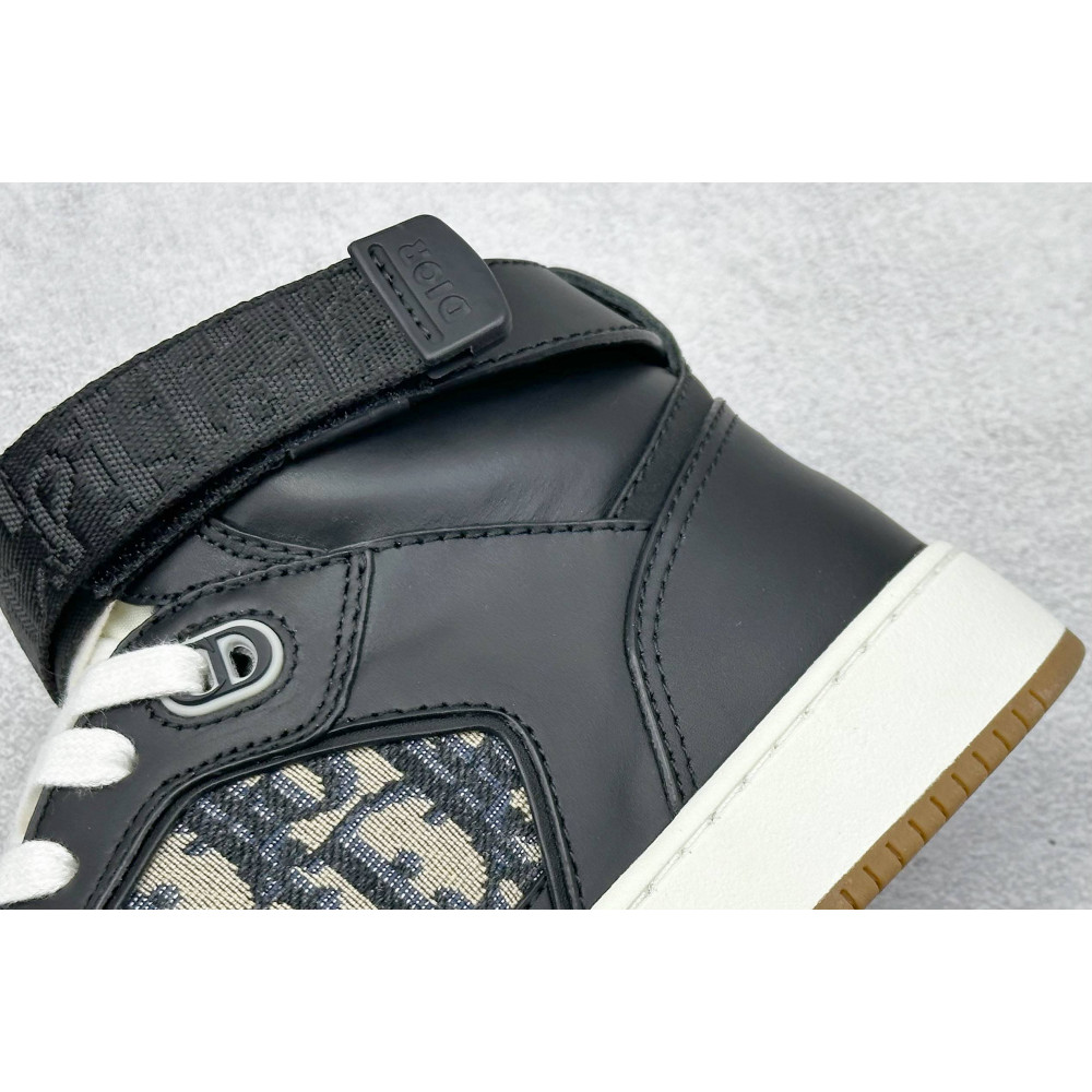 B27 Uptown sneaker B27 Uptown sneaker