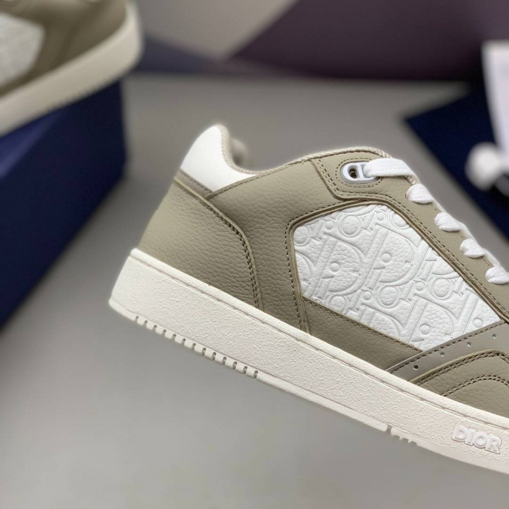 B27 Uptown sneaker B27 Uptown sneaker