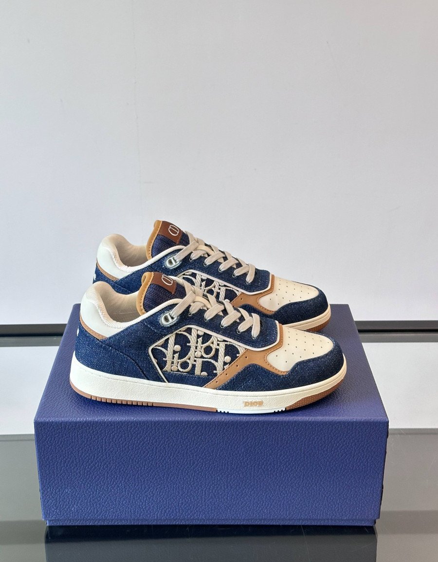 B27 Uptown  sneaker