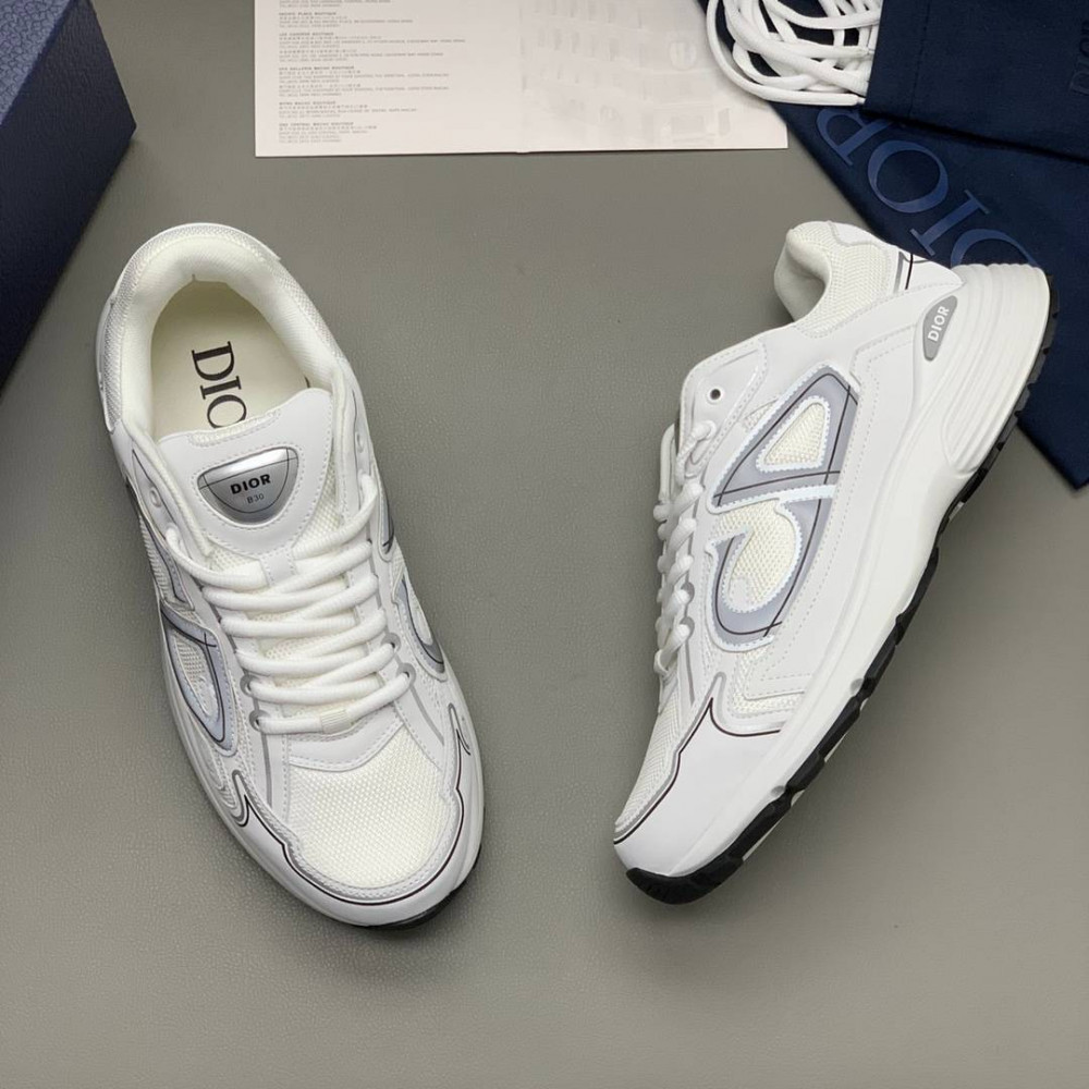 b30