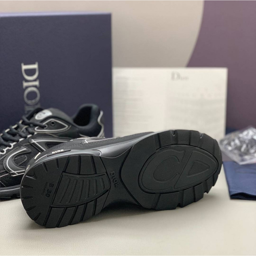 b30