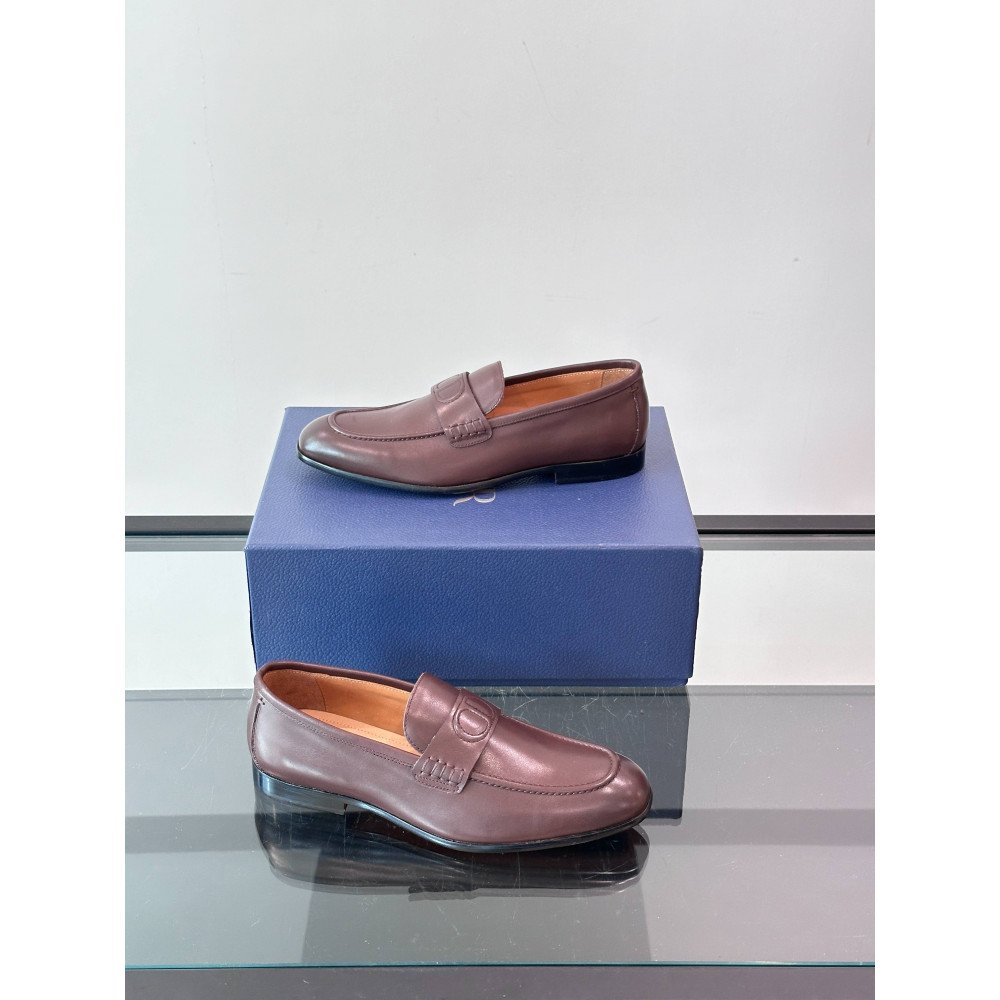 CD leather shoes