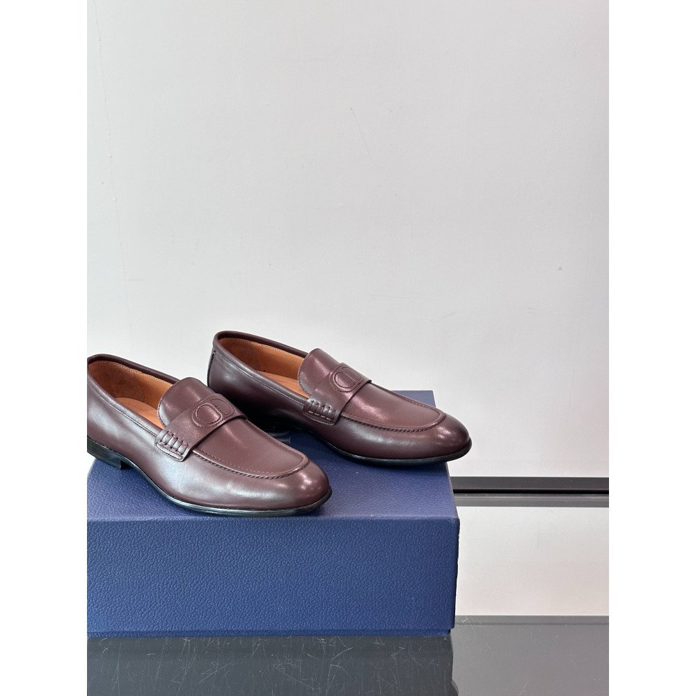 CD leather shoes