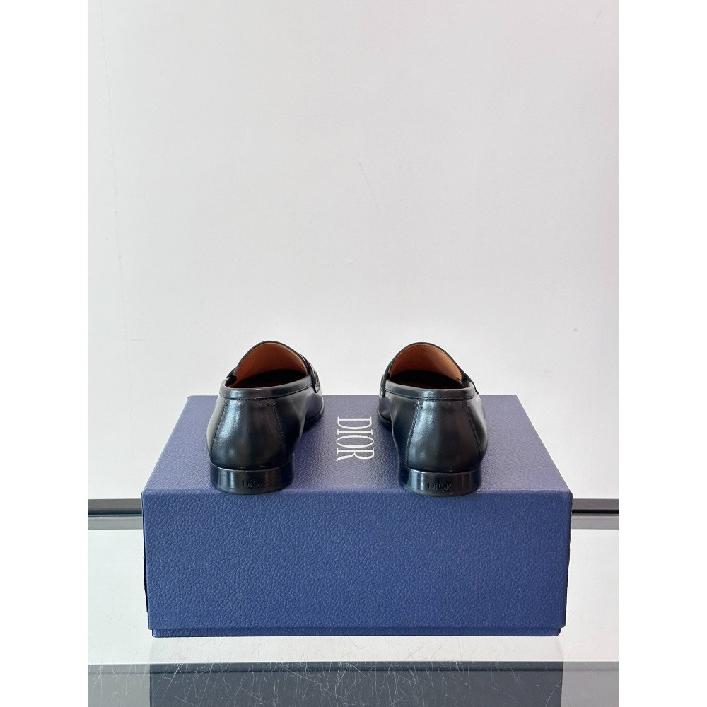 CD leather shoes