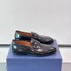 CD leather shoes