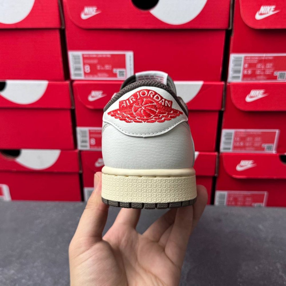 aj1 aj1