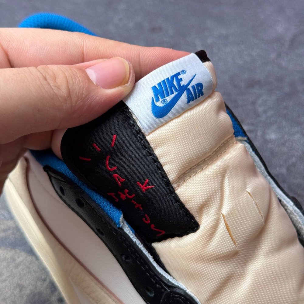 aj1 aj1