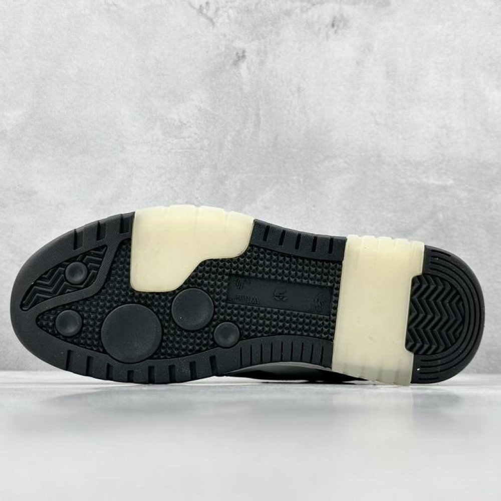 OFF-White OFF-White