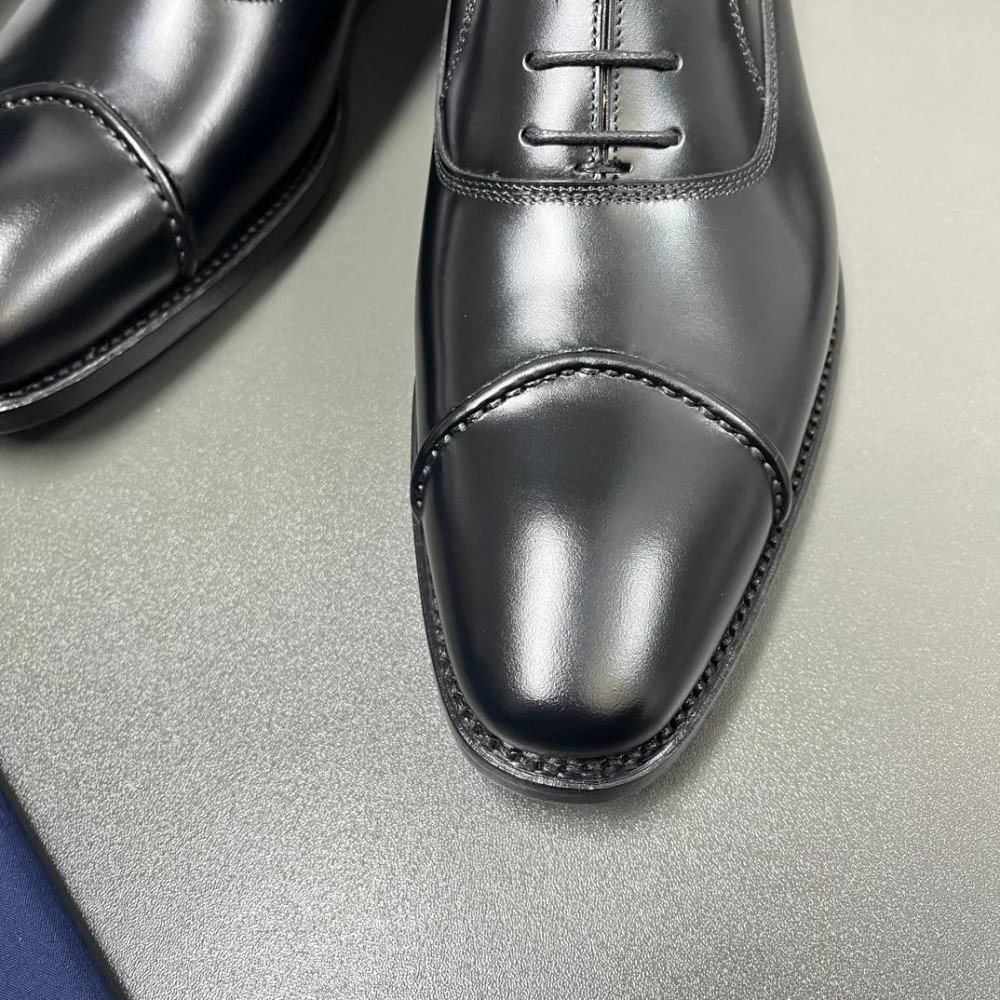 leather shoes leather shoes