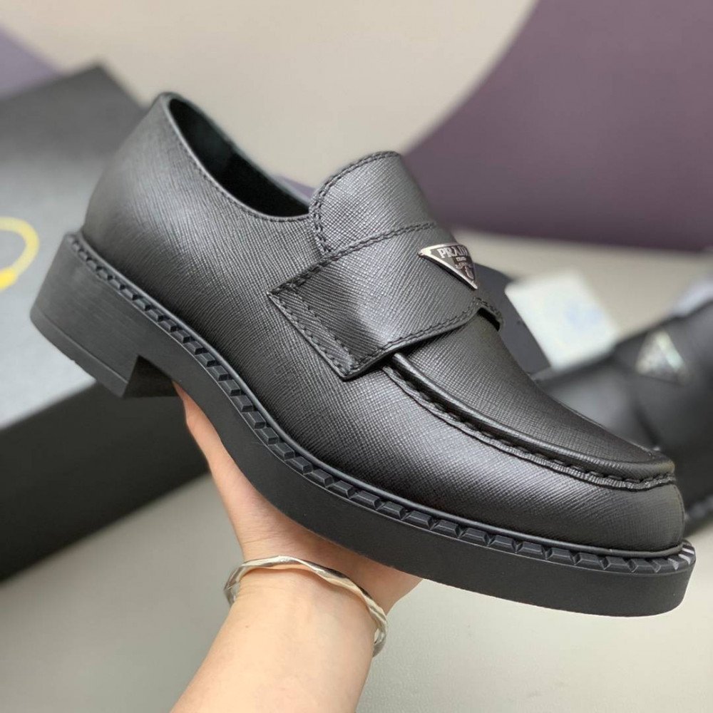 leather shoes leather shoes