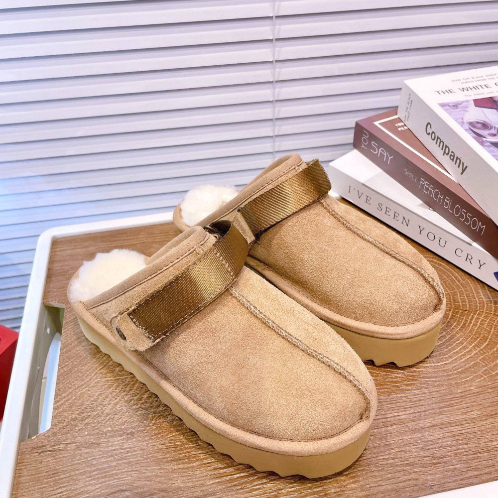 Lanakrog Slippers Lanakrog Slippers