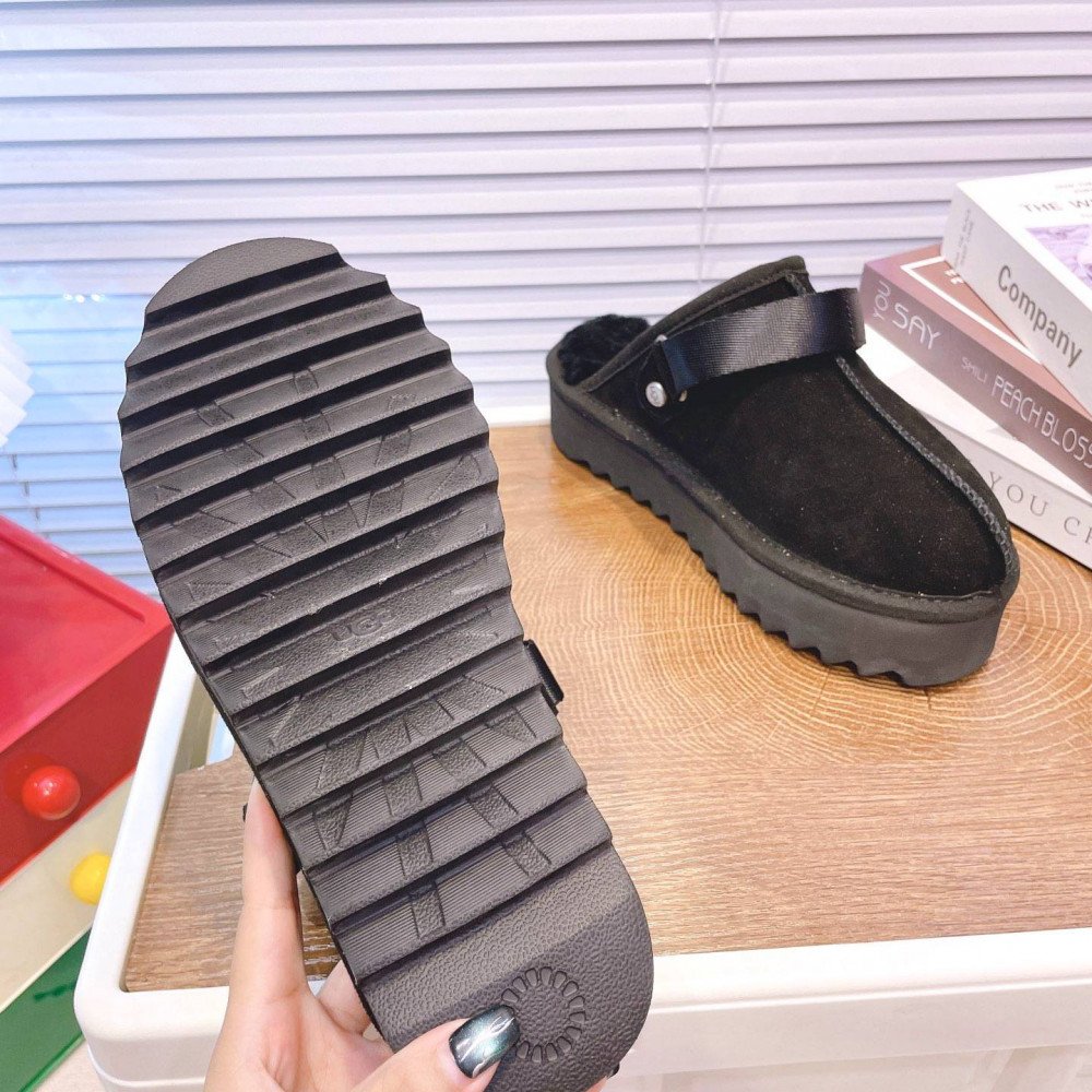 Lanakrog Slippers Lanakrog Slippers
