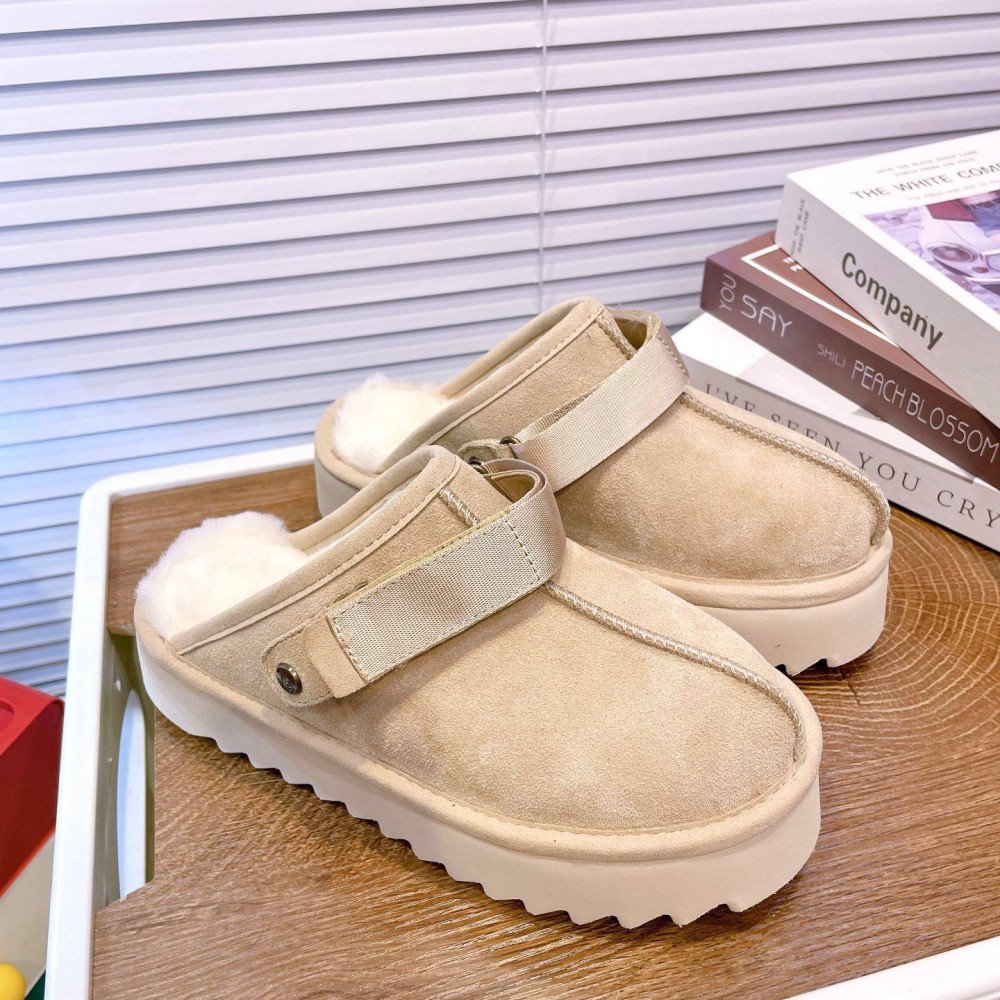 Lanakrog Slippers Lanakrog Slippers