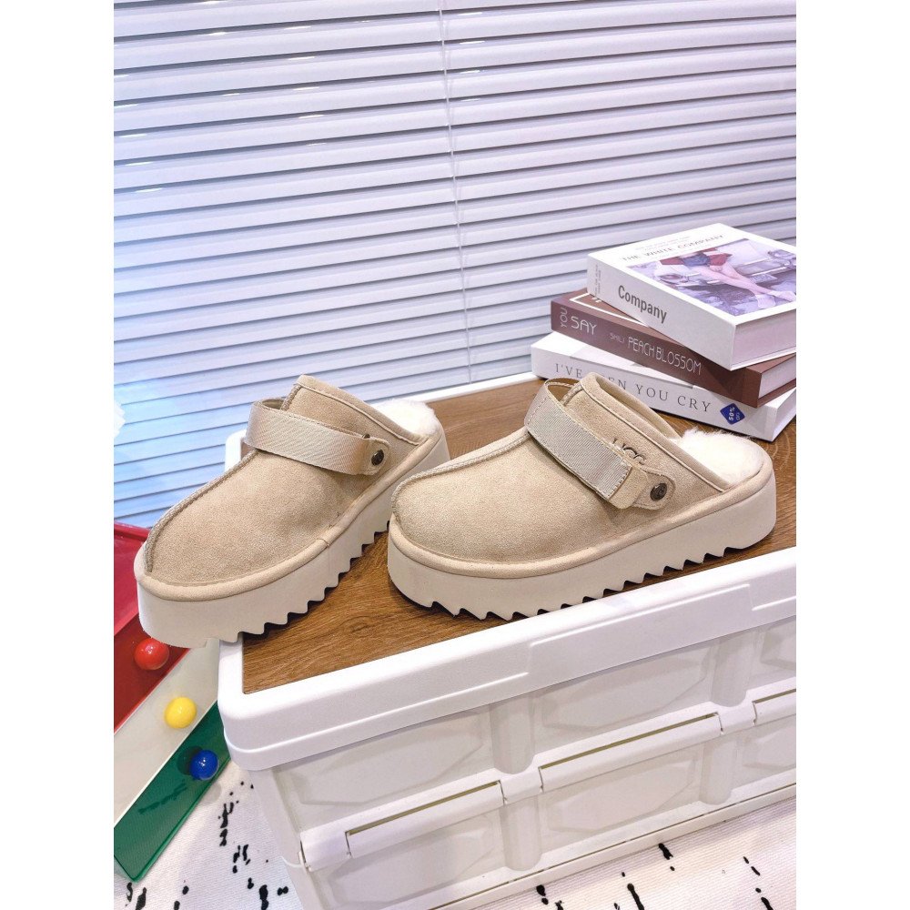 Lanakrog Slippers Lanakrog Slippers