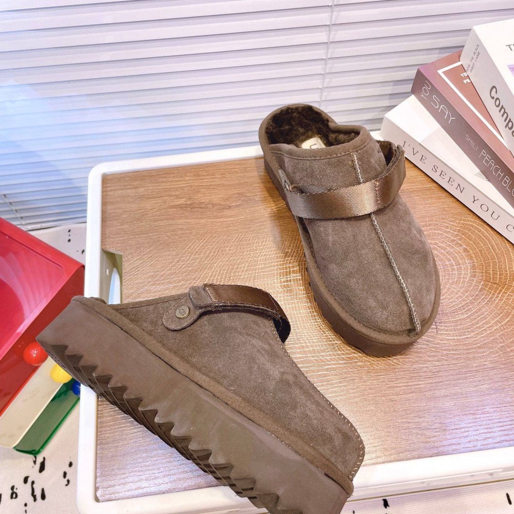 Lanakrog Slippers Lanakrog Slippers