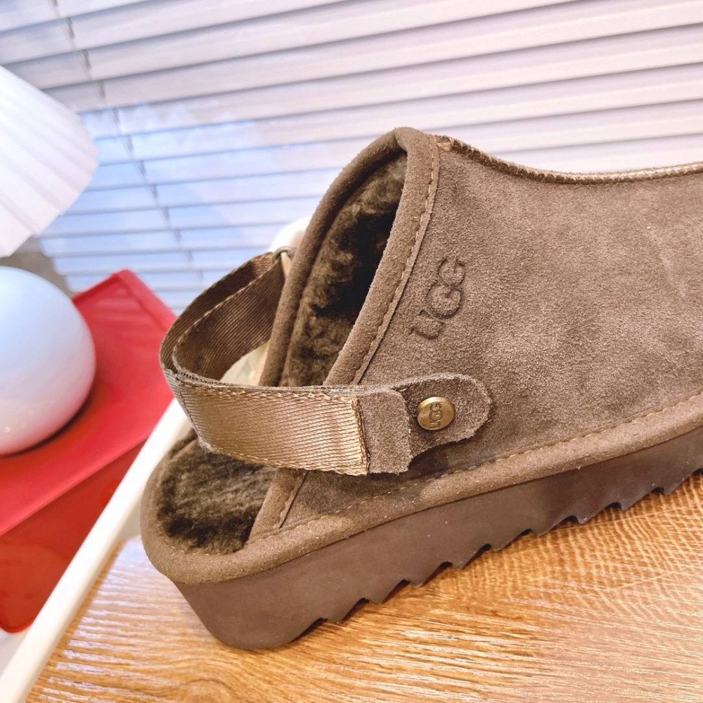 Lanakrog Slippers Lanakrog Slippers