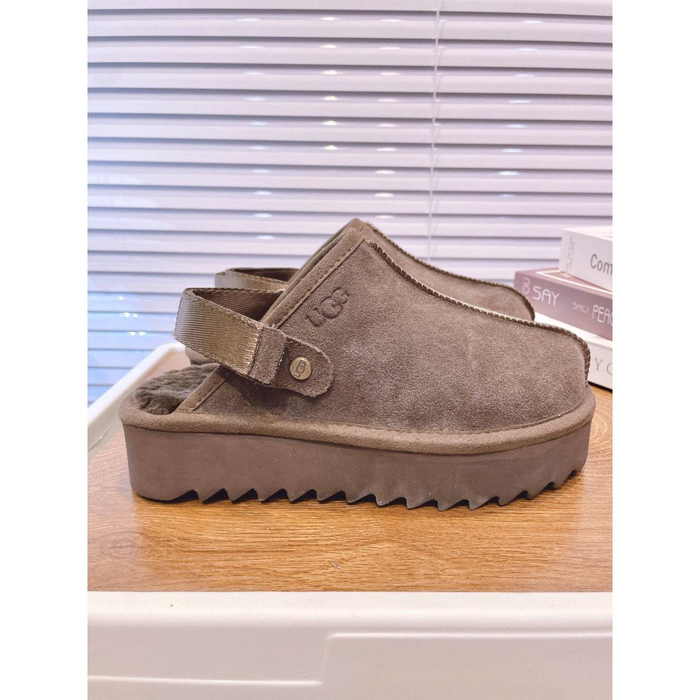 Lanakrog Slippers Lanakrog Slippers