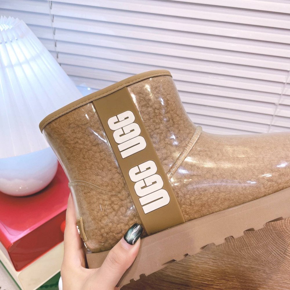 Rubber boot