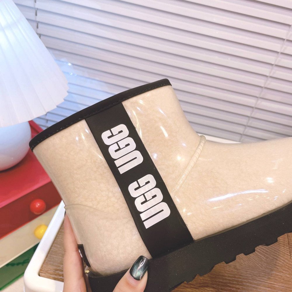 Rubber boot