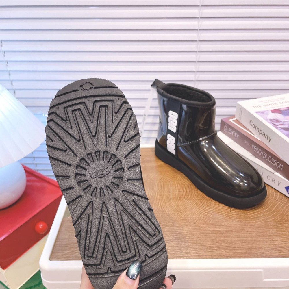 Rubber boot