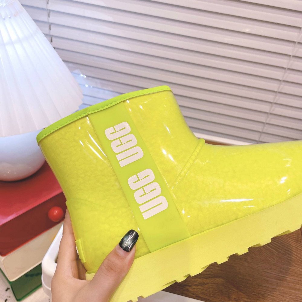 Rubber boot